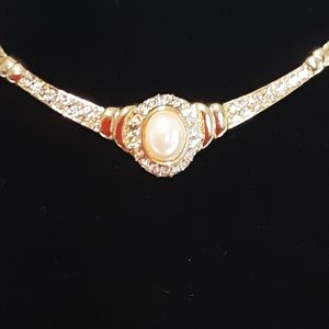 Vendome Vintage Gold Tone Choker Necklace